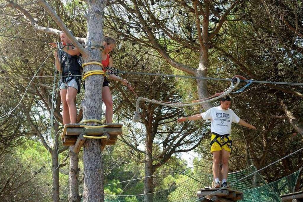 A 500 M De La Plage, Tout Confort Avec Wifi Le Barcarès Esterno foto
